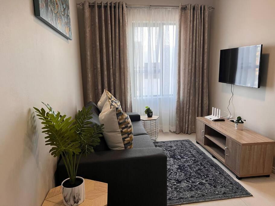 93 On New Unique And Classy Apartment Midrand Bagian luar foto